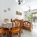 Malagasuite Tropical Terrace & Pool