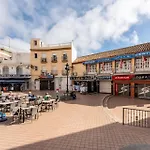 Malagasuite Tropical Terrace & Pool Appartamento