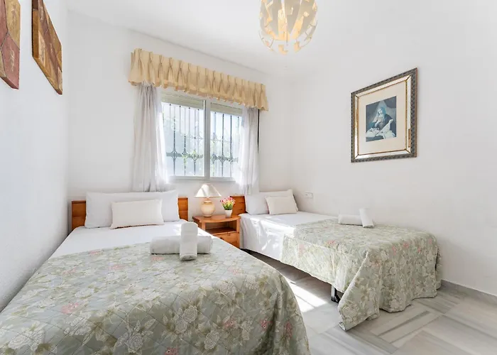 Malagasuite Tropical Terrace & Pool Appartamento *