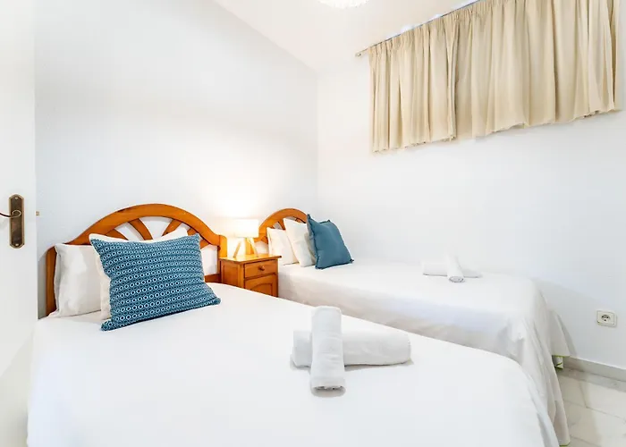 Malagasuite Tropical Terrace & Pool Apartmán *