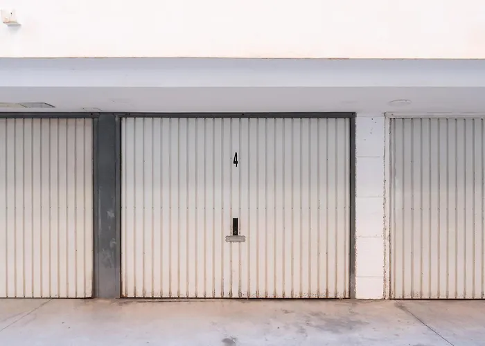 Malagasuite Tropical Terrace & Pool Apartmán *