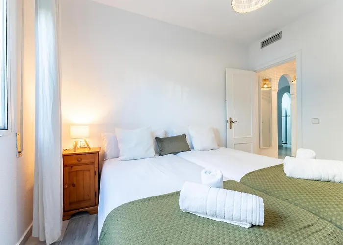 Malagasuite Tropical Terrace & Pool *