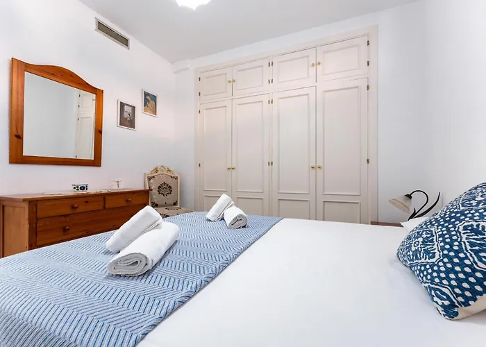 Malagasuite Tropical Terrace & Pool *