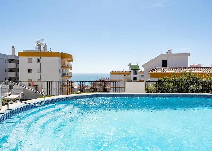 Malagasuite Tropical Terrace & Pool 아파트