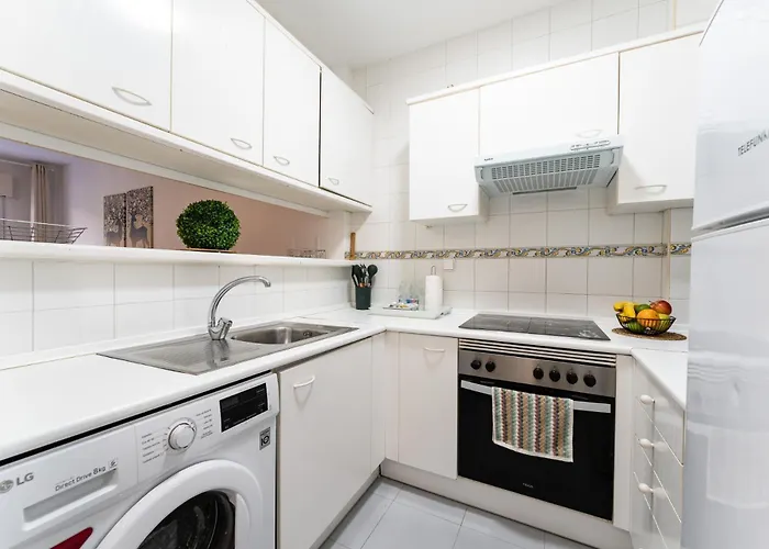 Malagasuite Tropical Terrace & Pool *