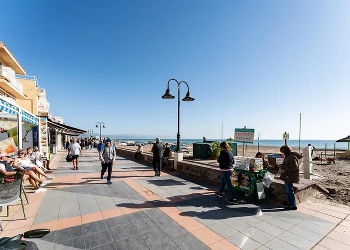 아파트 Malagasuite Tropical Terrace & Pool